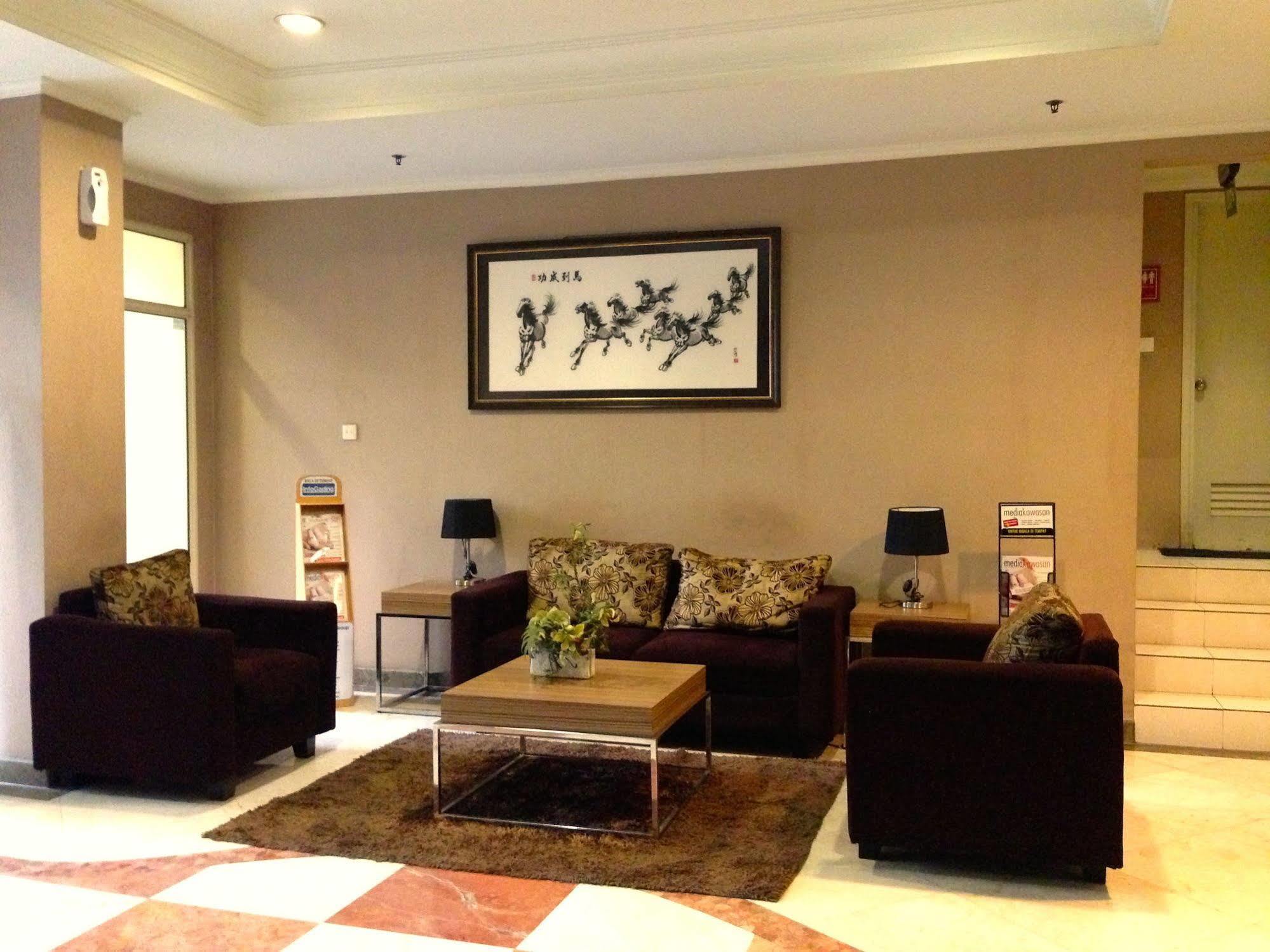 Ravarine Suite Apartment Jakarta Exterior photo